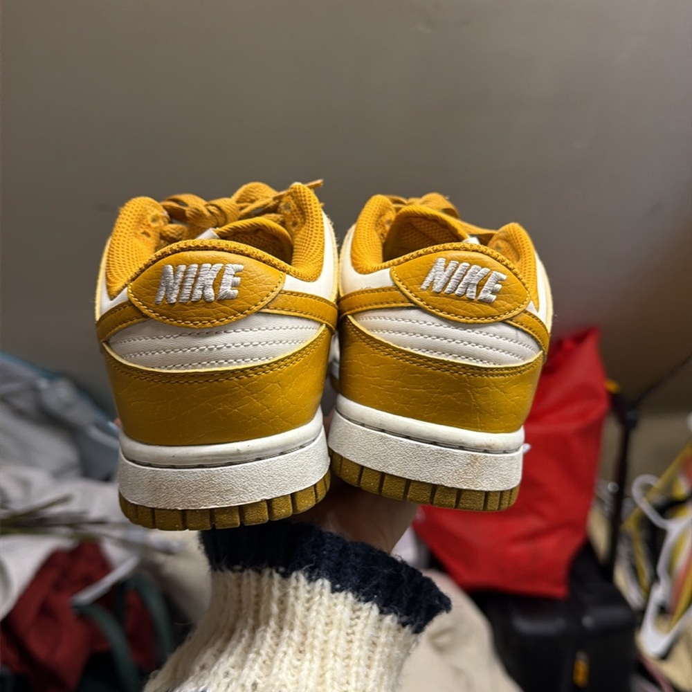 Nike Dunks - Picture 3 of 4